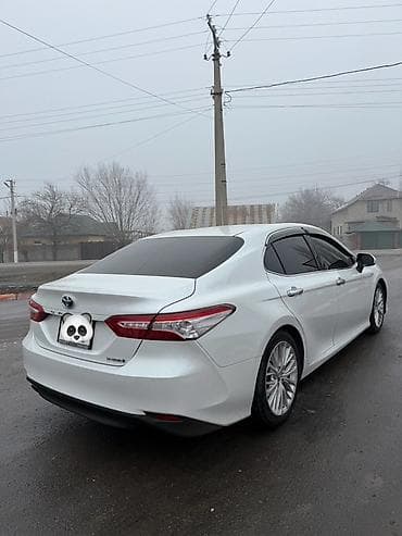 evro r: Toyota Camry: 2018 г., 2.5 л, Автомат, Гибрид, Седан — 5