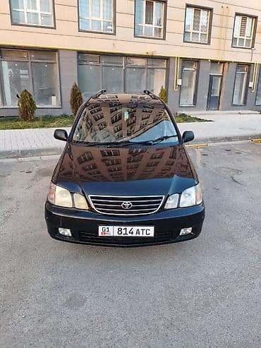 гранд хайландер: Toyota Gaia: 2000 г., Минивэн — 2