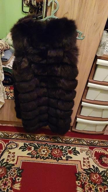 Верхняя одежда: Другие жилеты L, цвет - Коричневый — 1