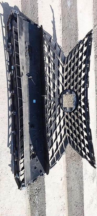 lexs: Решетка радиатора Lexus — 2