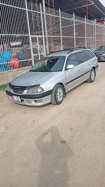 посадка машины: Toyota Avensis: 1998 г., 0.2 л, Бензин, Универсал — 6