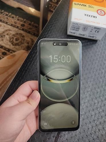 дин: Tecno Spark 30C, Б/у, 256 ГБ, цвет - Белый, 2 SIM — 2