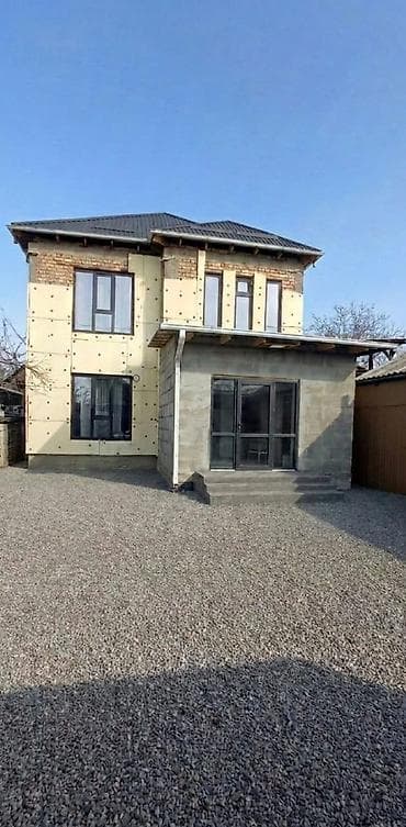 сдаю кызыл аскер: 🏡 Продаётся новый 2-этажный дом в жилмассиве Кызыл-Аскер! ✨ Дом — 2