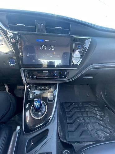 Toyota: Toyota Corolla: 2020 г., 1.8 л, Вариатор, Гибрид, Седан — 9