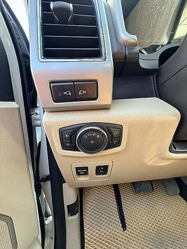 4wd: Ford F-150: 2019 г., 3.5 л, Автомат, Бензин, Пикап — 5