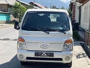 250000 автомат: Hyundai Porter: 2004 г., 2.5 л, Механика, Дизель — 2