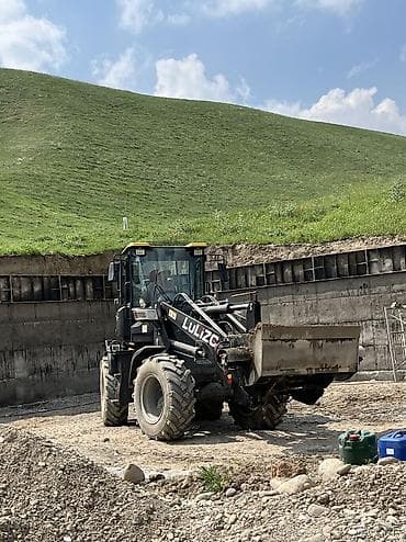 бетонные работа: > Бетон куюп беребиз! > 🚜 Погрузчик + Миксер+ Кара > 📍 Ош — 1