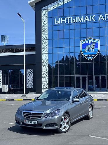 Mercedes-Benz E-Class: 2009 г., 3 л, Автомат, Бензин, Седан