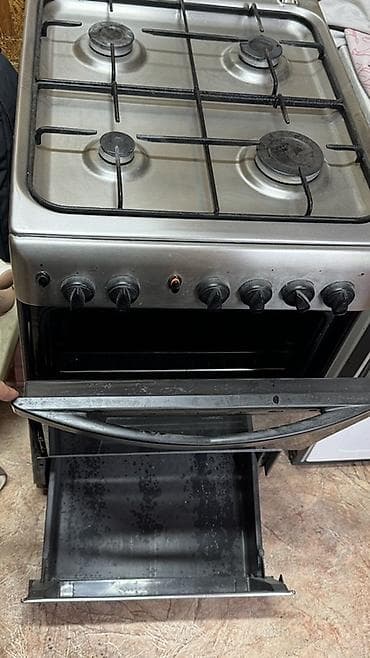 газовой плиты: Газовая плита с духовкой, нержавеющая сталь - Варочная панель на 4 — 2