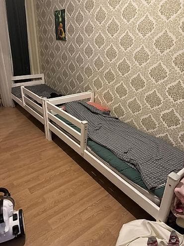 Мебель: Детские односпальные кровати с матрасами . Азбука дома. Цена одной — 1