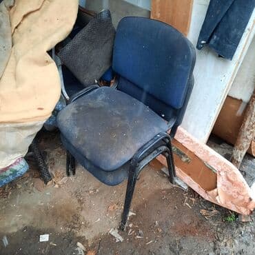 Стул 700 сом за 1 штуку