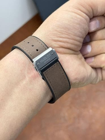 часи: Классические часы часы, Hublot, Швейцария, Водонепроницаемые, Мужские, Б/у — 4