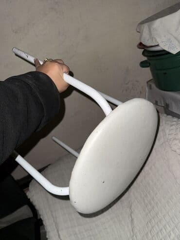 коврик для клавиатуры: Элегантный маникюрный стол с эргономичным дизайном, выполненный в — 3