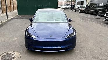 один: Tesla Model 3: 2025 г., 0.1 л, Вариатор, Электромобиль, Седан — 5