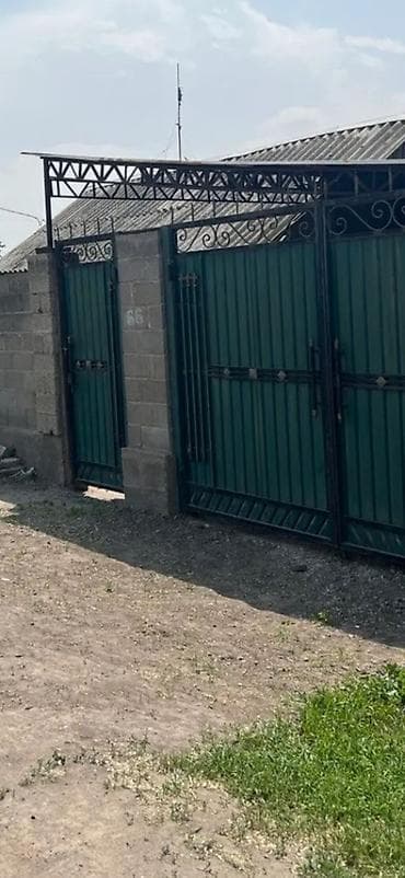 Үйлөрдү ижарага берүү: 60 м², 3 бөлмө, Забор, тосулган — 2