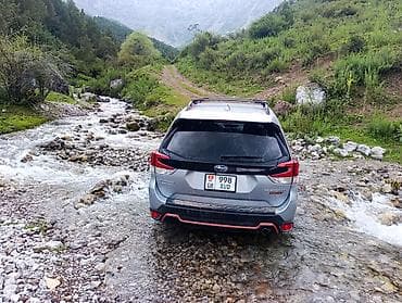 авто прикуриватель: Subaru Forester: 2019 г., 2.5 л, Бензин — 5