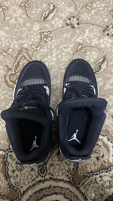 nike react: Кроссовки Jordan 4 Retro, черно-белая расцветка.Важно не носились — 2