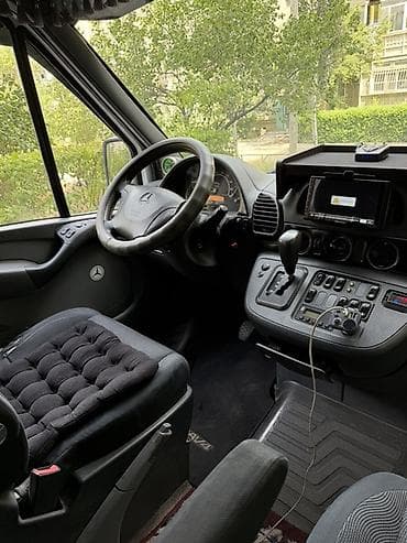 бампер на спринтер сди: Mercedes-Benz Спринтер: 2006 г., 2.7 л, Автомат, Дизель, Бус — 9