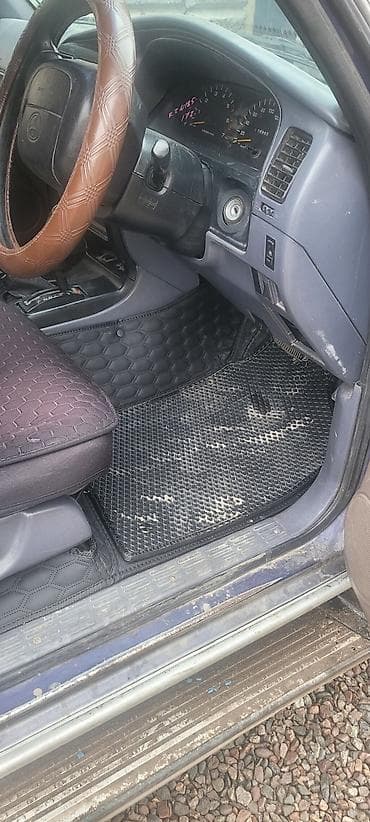 suv: Toyota Hilux Surf: 1996 г., 2.7 л, Автомат, Газ, Внедорожник — 6