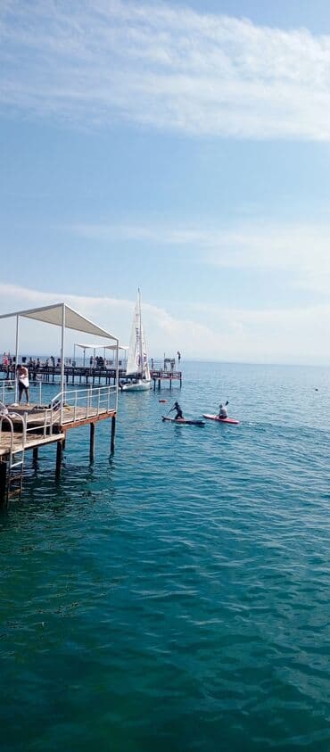 гостевой дом лагуна: Коттедж, Каприз ЦО Каприз, Чолпон-Ата, Парковка, стоянка — 6