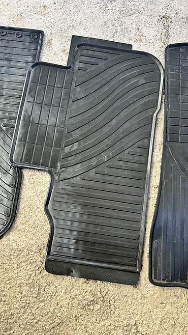 из дубая: Плоские Резиновые Полики Для салона Toyota, цвет - Черный, Самовывоз, Платная доставка — 3