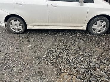 corolla spasio: Шины 185 / 60 / R 14, Б/у, Комплект, Nokian — 2