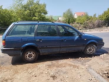 детский машина аккумулятор: Volkswagen Passat Variant: 1988 г., 1.8 л, Механика, Бензин, Универсал — 2