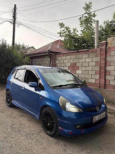 Honda Jazz: 2004 г., 1.4 л, Вариатор, Хэтчбэк