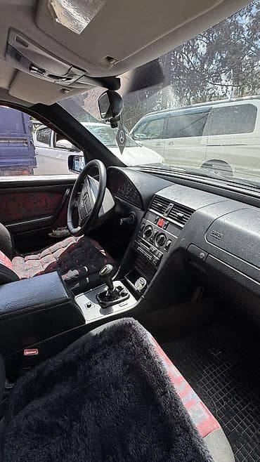 lexus 350 2010: Mercedes-Benz C-Class: 1996 г., 2 л, Механика, Бензин, Седан — 6