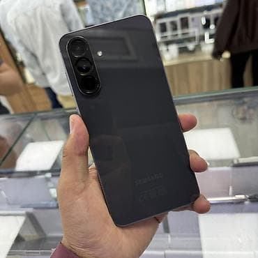 самсунк а 56: Samsung Galaxy A56 5G, Б/у, 128 ГБ, цвет - Черный, 2 SIM — 1