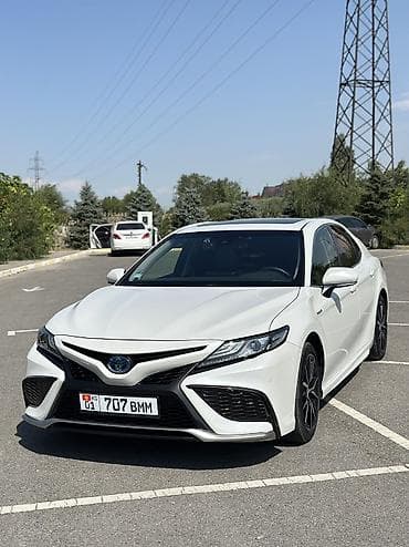 Toyota Camry: 2023 г., 2.5 л, Гибрид