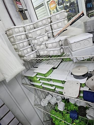 инструмент электрик: Электромонтажные изделия и аксессуары - Коробки распределительные — 1