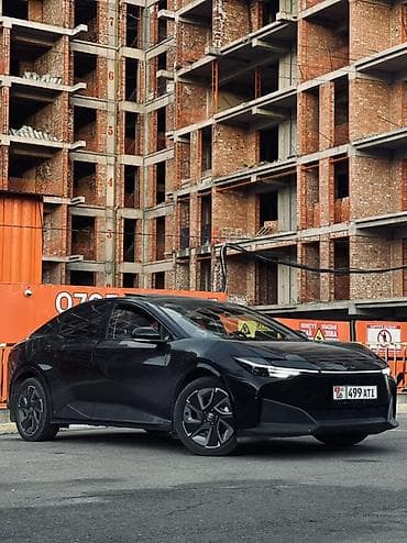 Продажа авто: Toyota bZ3: 2025 г., Автомат, Электромобиль, Лифтбек — 2