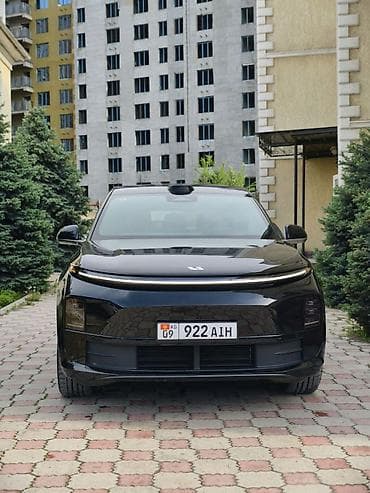 Lixiang: Lixiang L6: 2024 г., 1.5 л, Автомат — 1