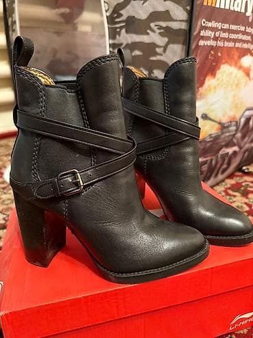 Ботинки и ботильоны