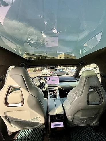 bwm 525: Zeekr 001: | 2024 г. Лифтбек — 7