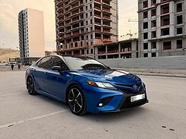 накладка камри: Toyota Camry: 2018 г., 2.5 л, Автомат, Бензин, Седан — 2