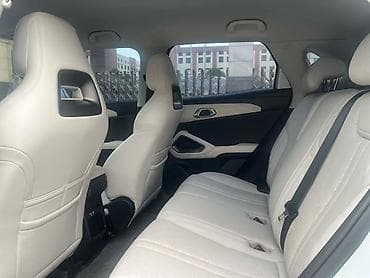 wuling mini ev: BYD Yuan Up: 2025 г., Электромобиль, Кроссовер — 6