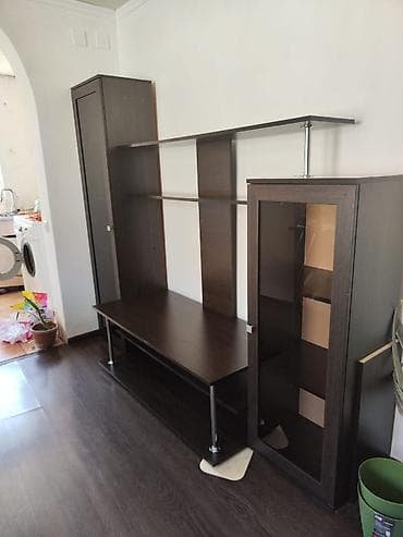 тв стенка: Стенка-шкаф, Тип стенки-шкафа: Другой тип шкафа-стенки, Для зала, Б/у, Особенности: С отделением под телевизор — 1