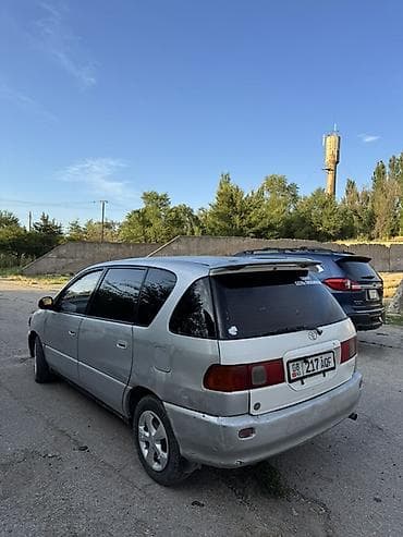 Продажа авто: Toyota Ipsum: 1996 г., 2 л, Автомат, Бензин, Минивэн — 3