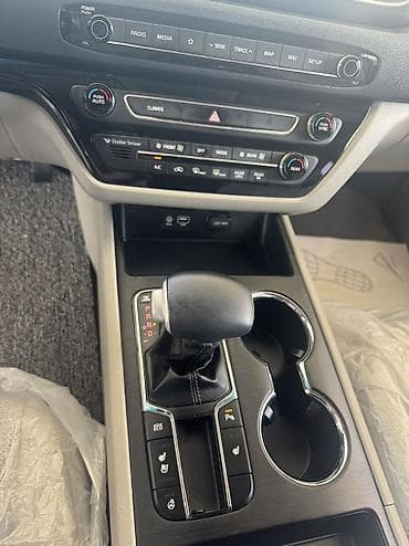карниваль: Kia Carnival: 2019 г., 2.2 л, Автомат, Дизель, Минивэн — 5