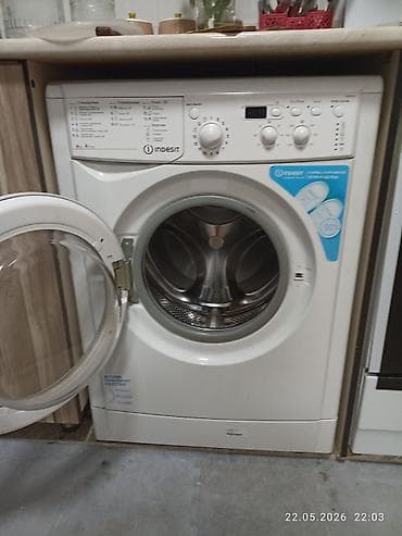 m2 air: Срочно! Срочно! продаю Стиральная машина Indesit IWSB 6105 (узкая — 2