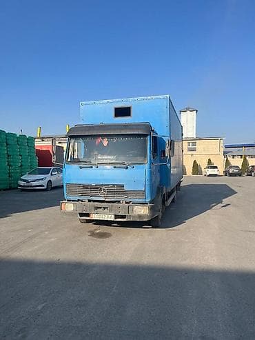 Грузовой фургон Mercedes‑Benz (синий, будка) Машинанын абалы абдан — 6