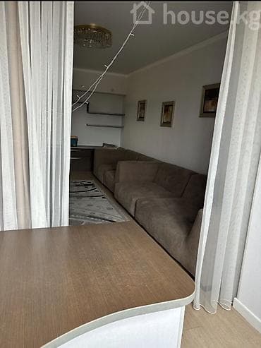 osh flat: 3 комнаты, 67 м², ТЦ Весна Индивидуалка, 5 этаж, Косметический ремонт — 4