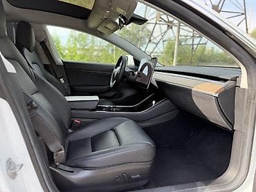 портативная станция: Tesla Model 3: 2020 г., Вариатор, Электромобиль, Седан — 6