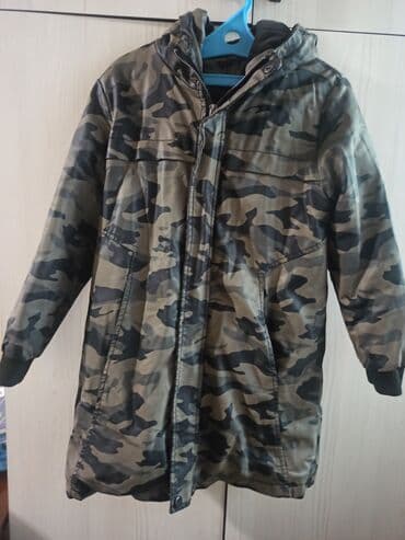Куртка на мальчика 8-10л,осень. Состояние хорошее at lalafo.kg Куртка на мальчика 8-10л,осень. Состояние хорошее