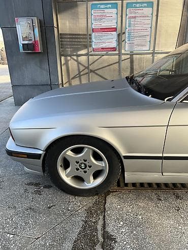 бокс сдаю: BMW 5 series: 1992 г., 2.5 л, Автомат, Бензин, Седан — 3