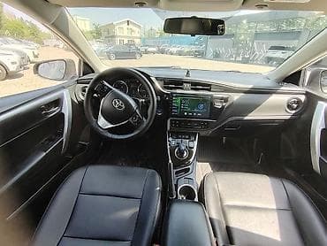 e2 byd: Toyota Corolla: 2020 г., 1.8 л, Вариатор, Гибрид, Седан — 6