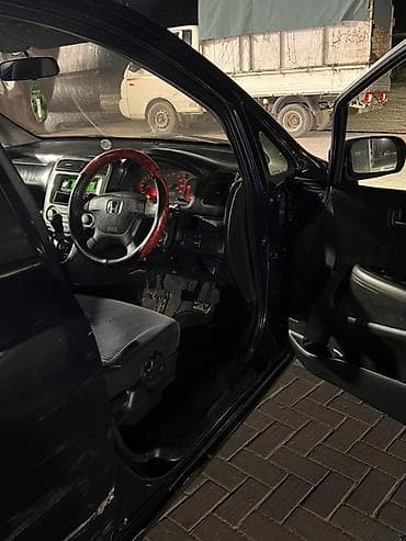 gak aion s: Honda Stream: 2002 г., 2 л, Автомат, Бензин, Универсал — 9