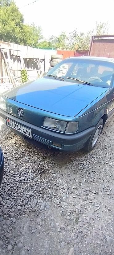 Volkswagen Passat: 1988 г., 1.8 л, Механика, Бензин, Универсал